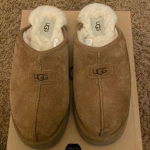 UGG Discoquette genuine shearling slide slipper
